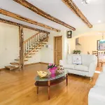 Beautiful In With Kitchen *