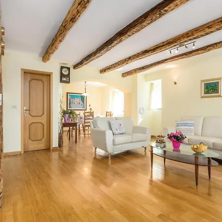 Vikendica 3 Bedroom Luxurious In Kastav