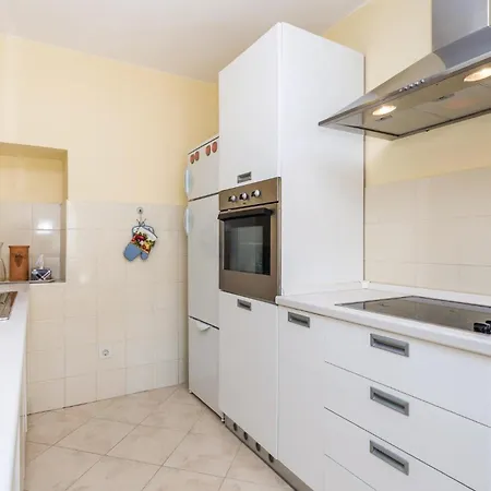 Beautiful In With Kitchen