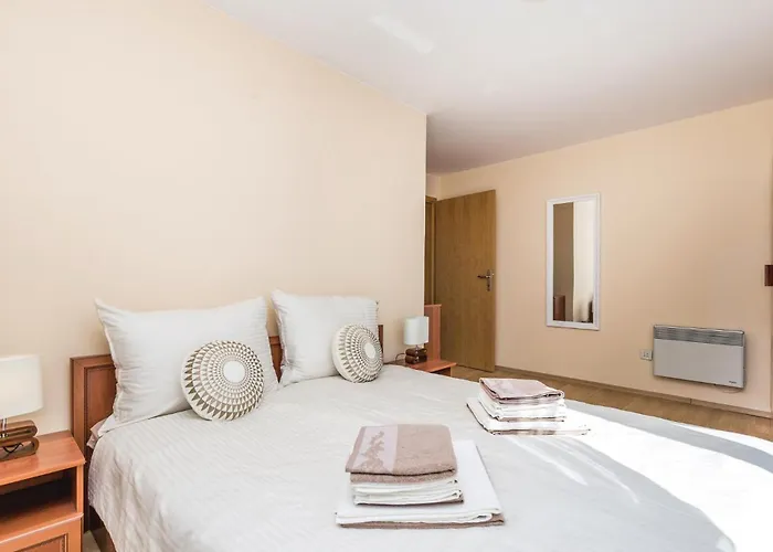 Beautiful In With Kitchen