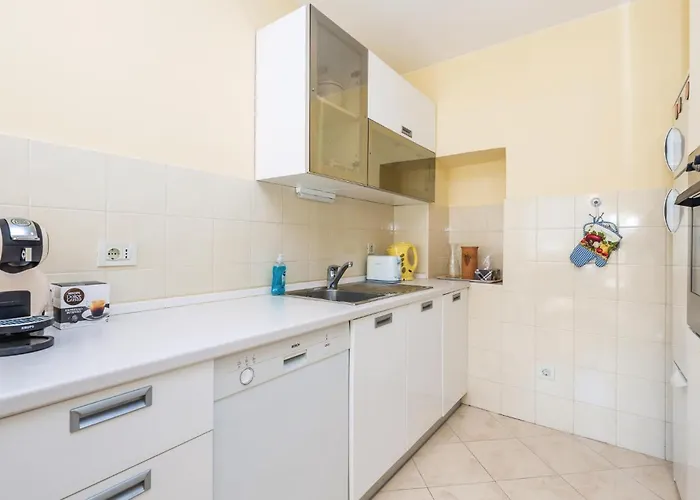 Beautiful In With Kitchen Vakantiehuis *